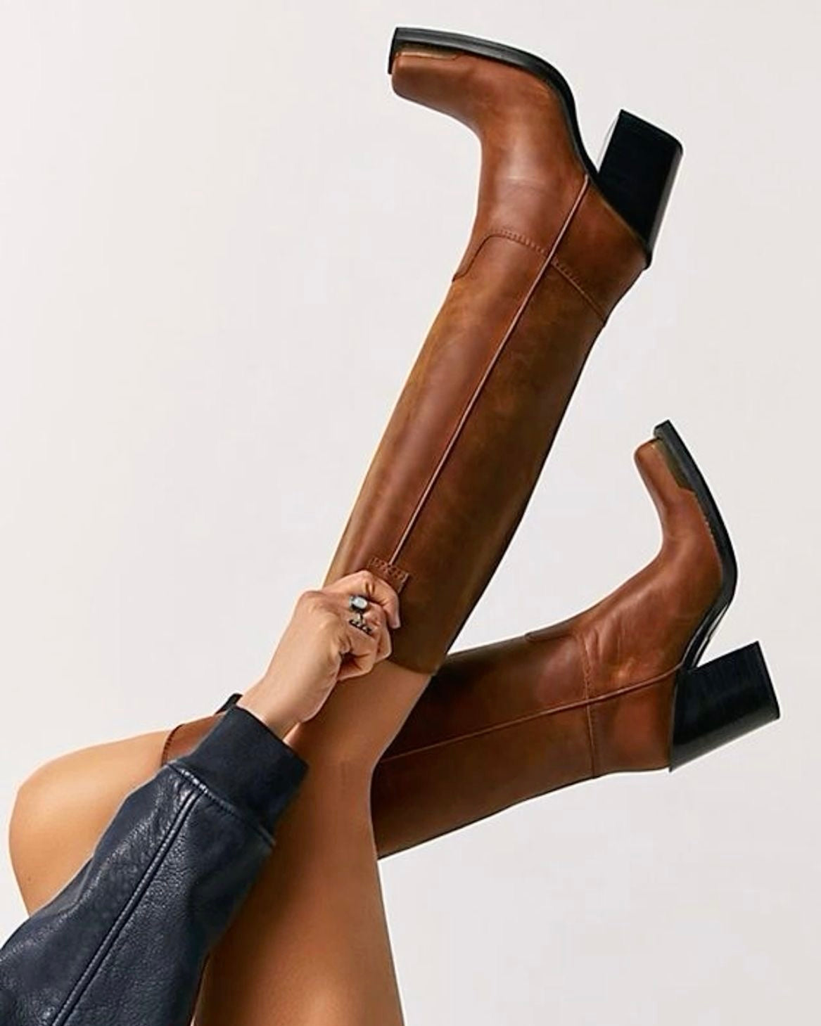 Түрийтэй гутал