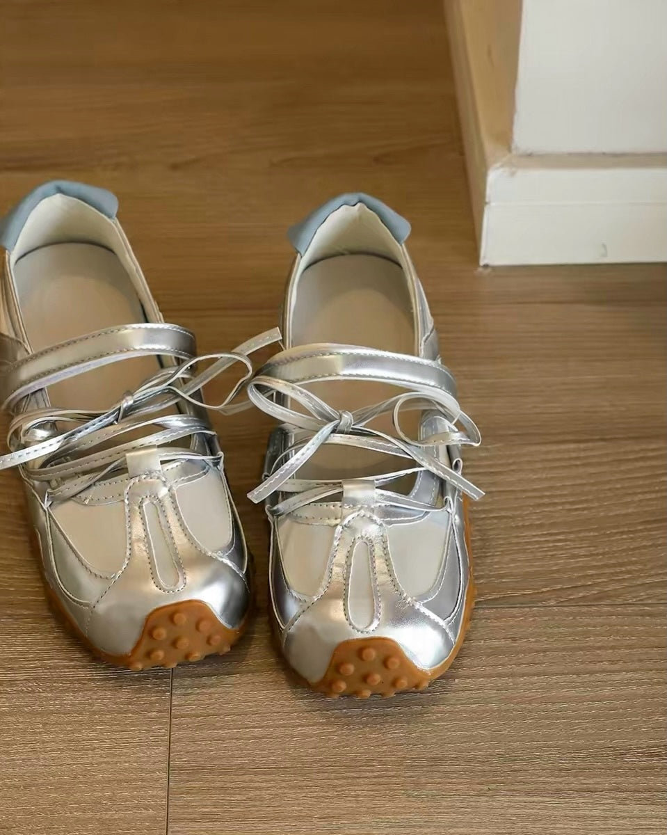 Retro Mary Jane Flats