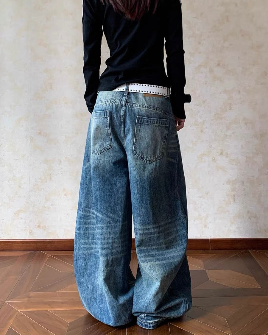 Vintage Wash Baggy Jeans