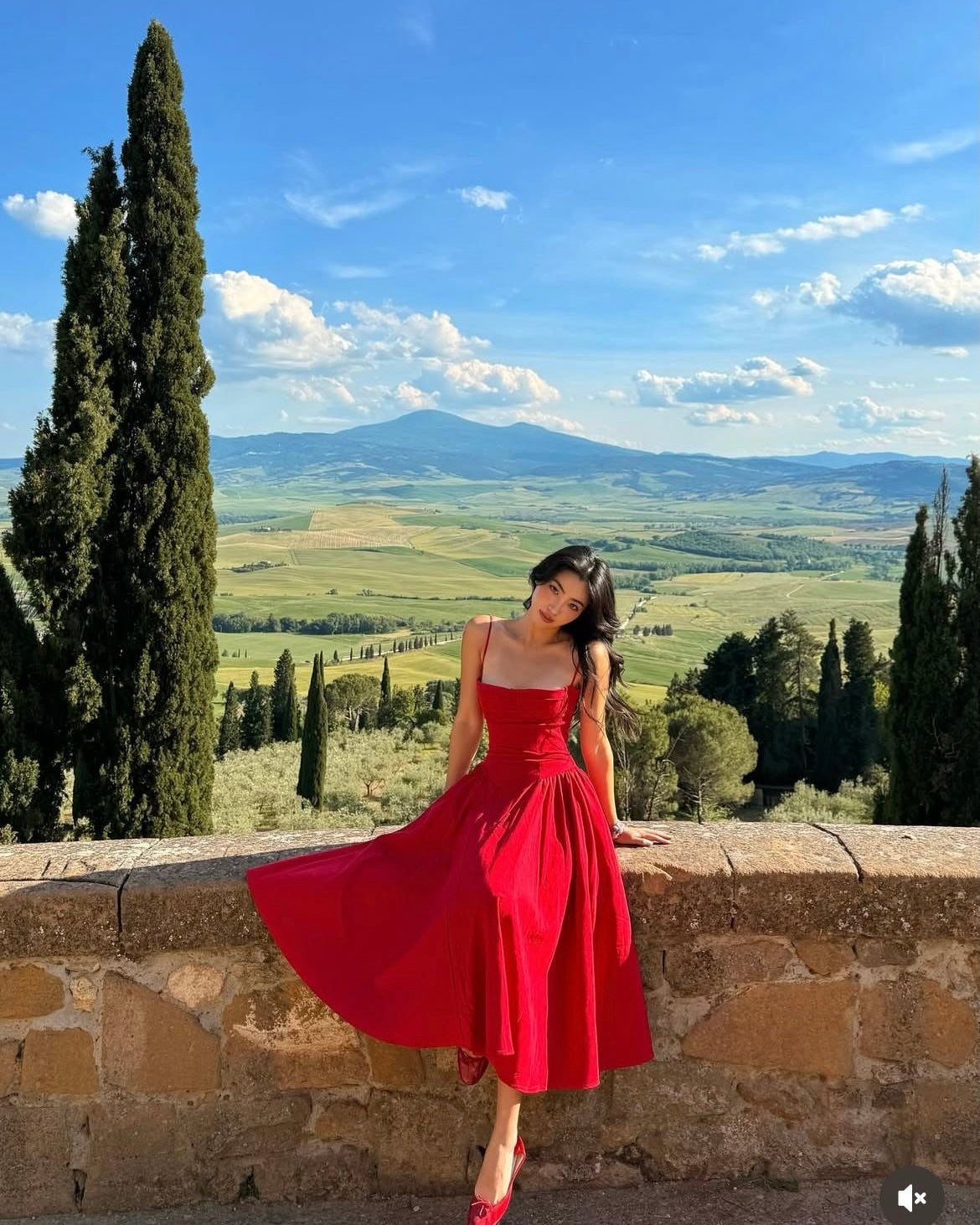 Elegant Red Midi Dress (With Pockets)