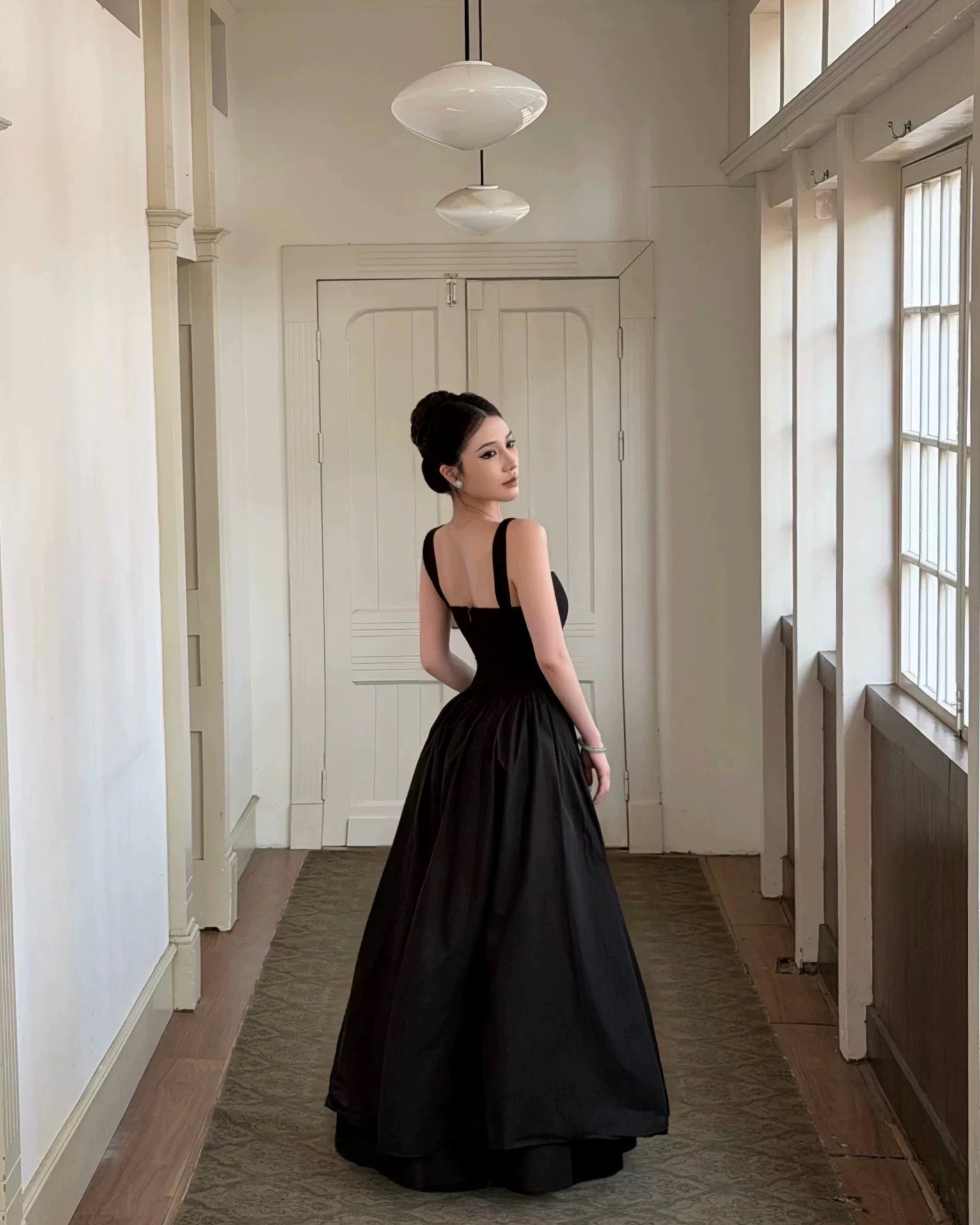 Elegant Black Evening Dress