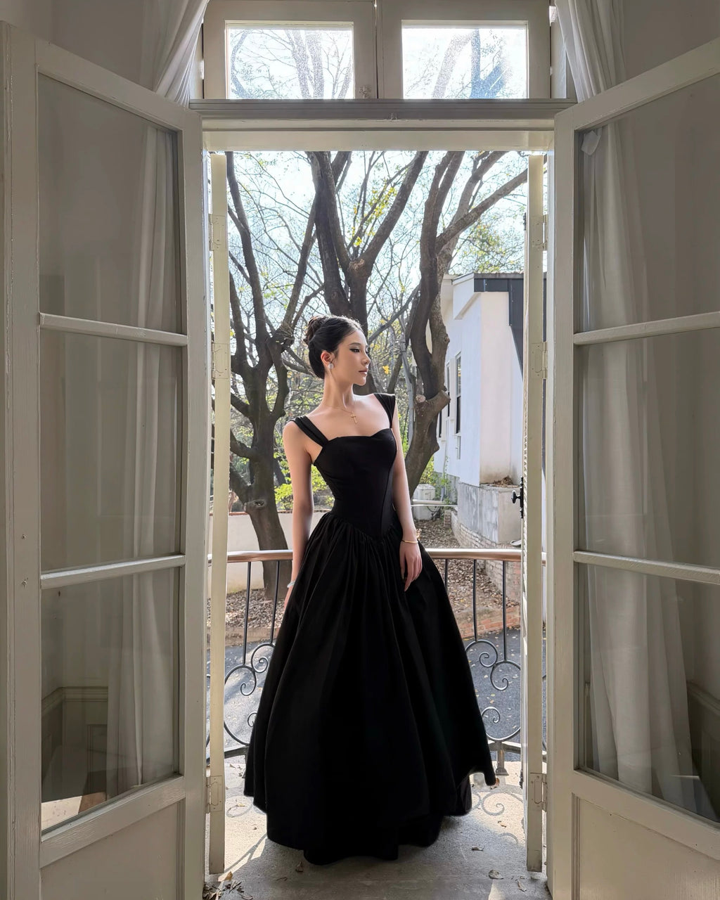 Elegant Black Evening Dress
