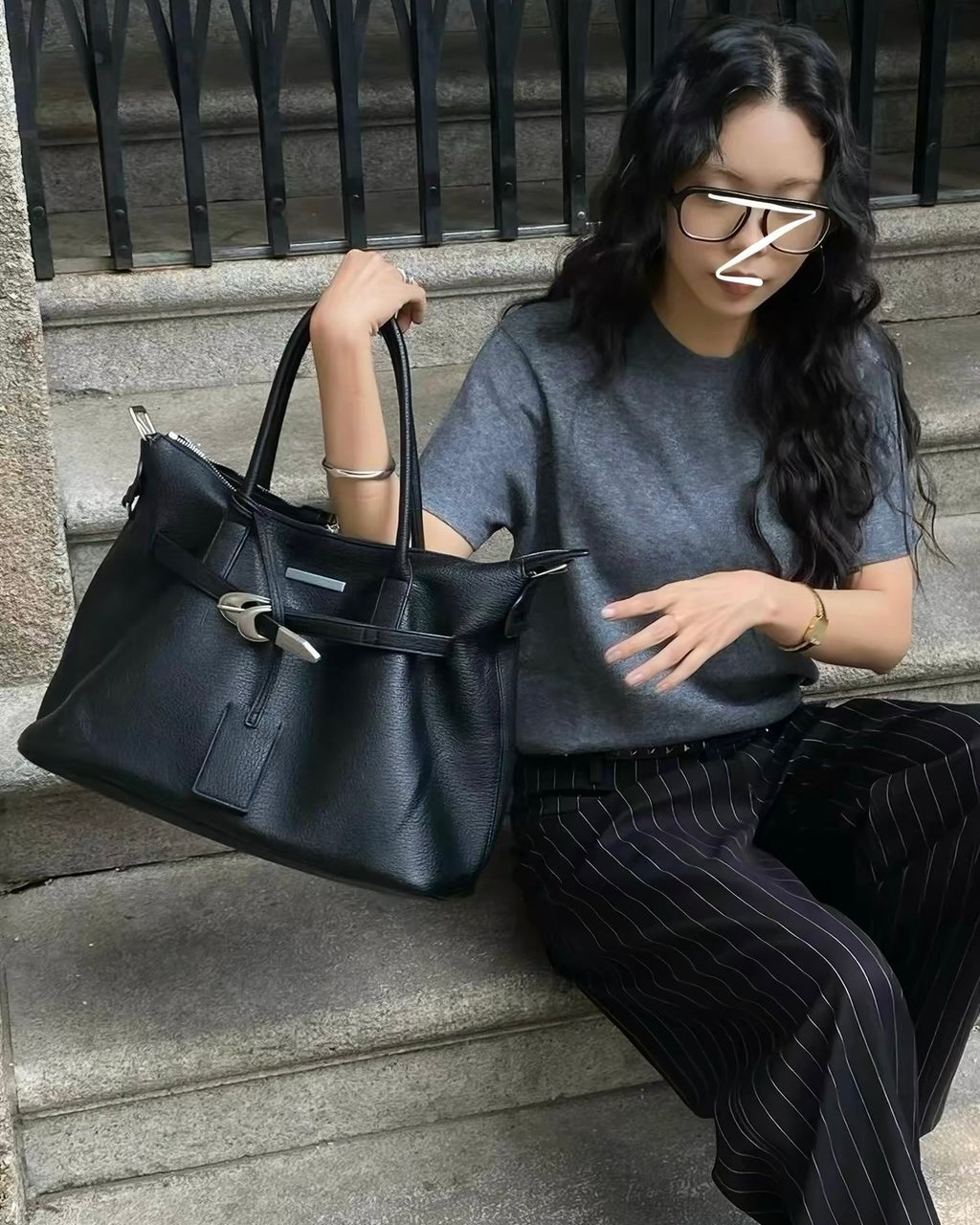 Large Capacity Shoulder Bag