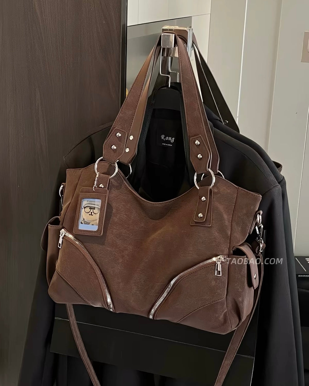 Vintage Large Capacity Shoulder Bag