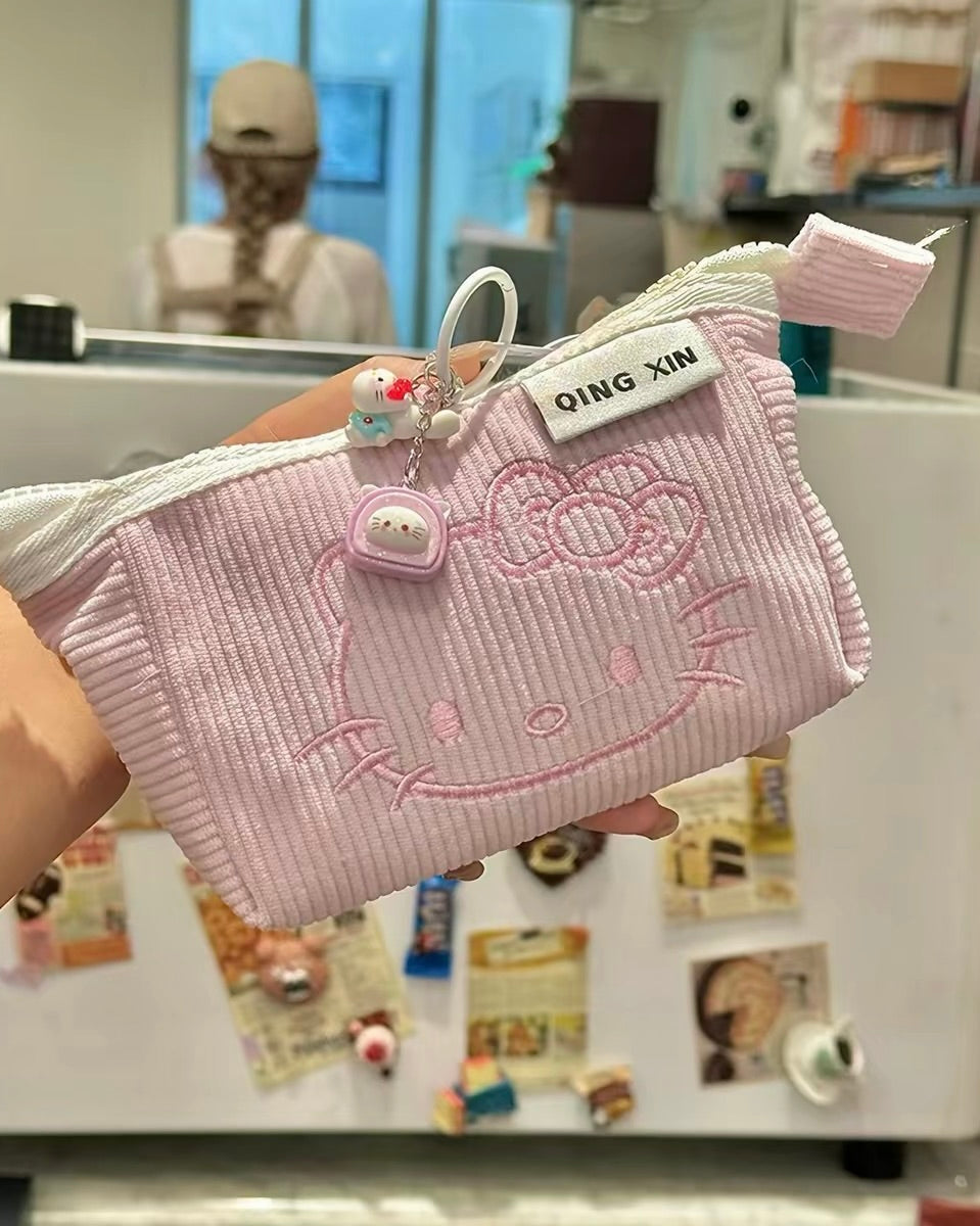 Hello Kitty Pencil Case (Каргоны мөнгийг ирэхээр нь өгнө)