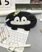 Pencil case (Каргоны мөнгийг ирэхээр нь өгнө)