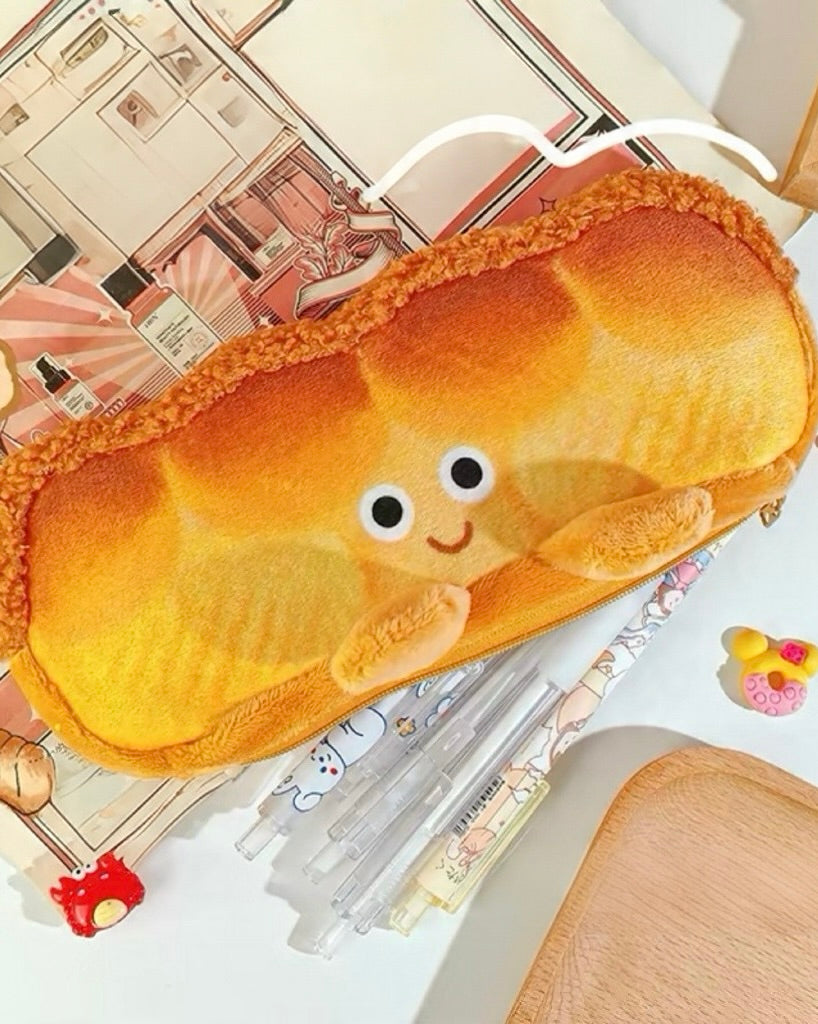 Pencil case (Каргоны мөнгийг ирэхээр нь өгнө)