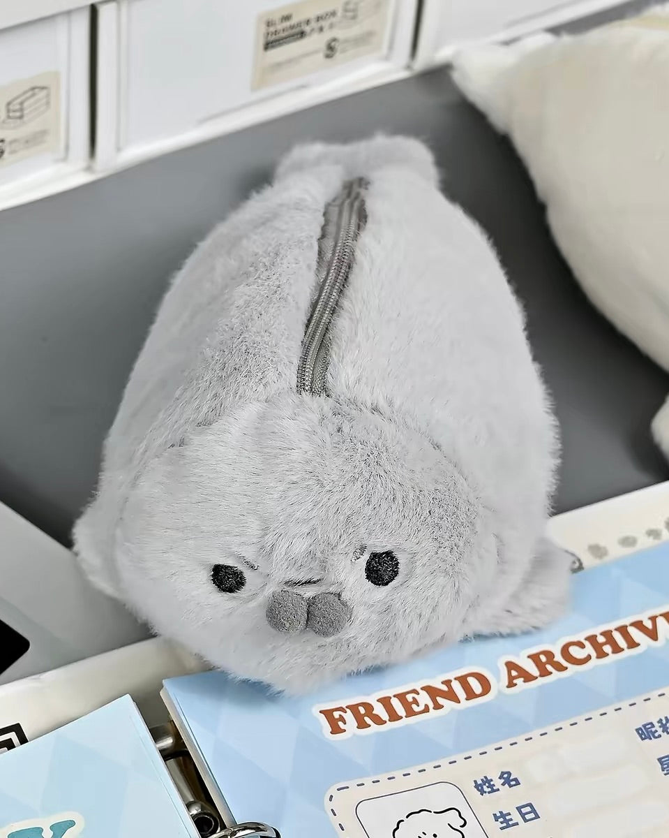 Pencil case (Каргоны мөнгийг ирэхээр нь өгнө)