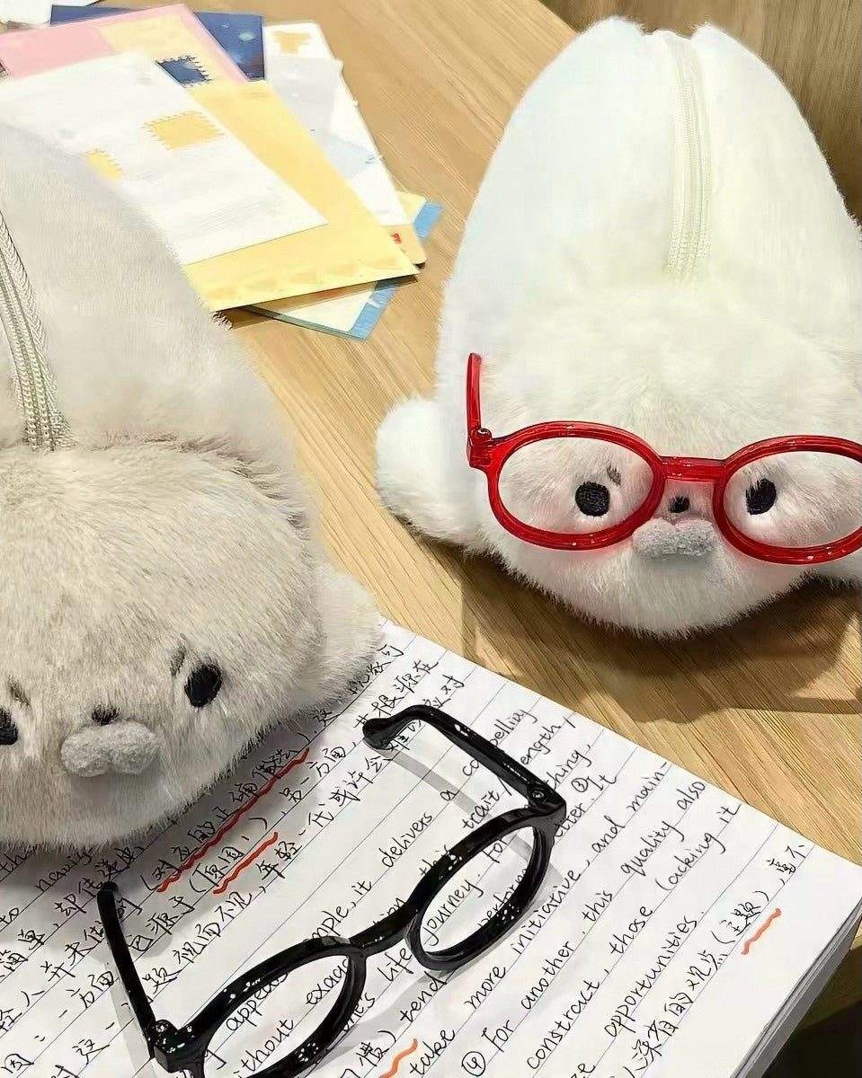 Pencil case (Каргоны мөнгийг ирэхээр нь өгнө)