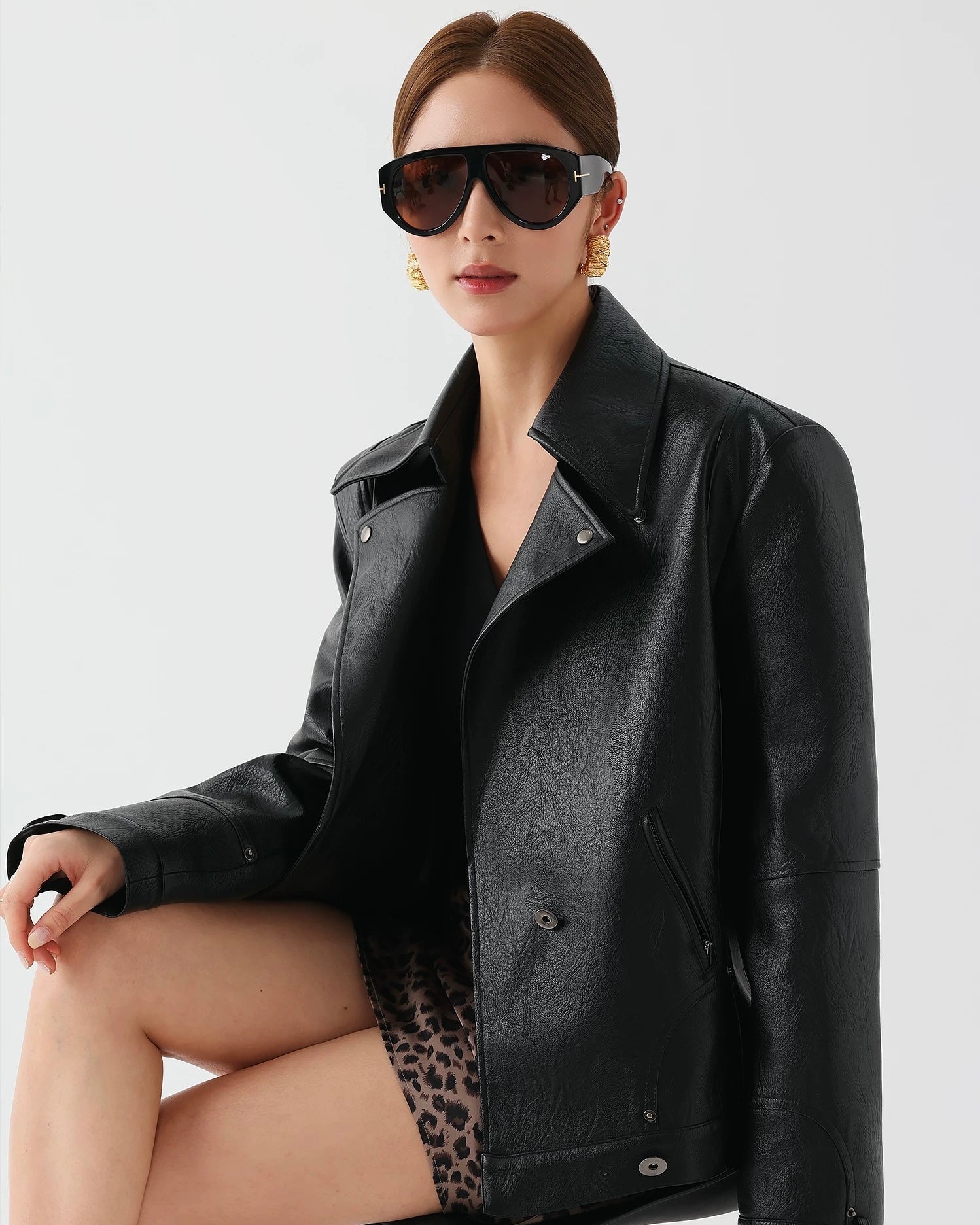 Leather jacket – effortless chic vibe