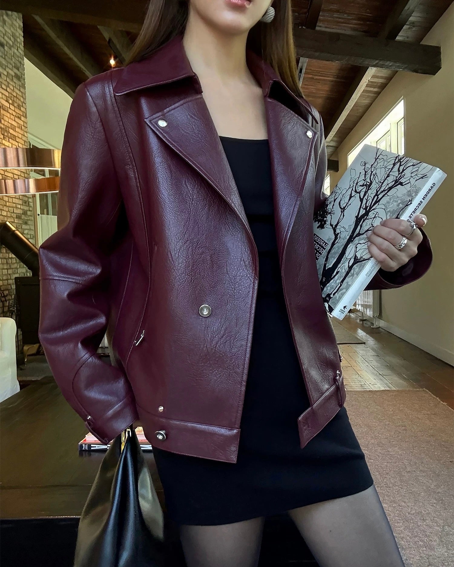 Leather jacket – effortless chic vibe