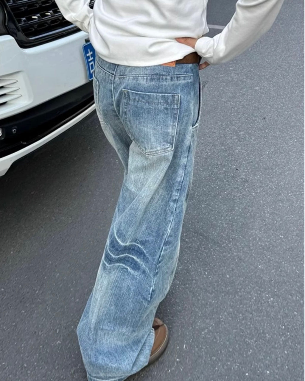 Vintage Wash Baggy Jeans