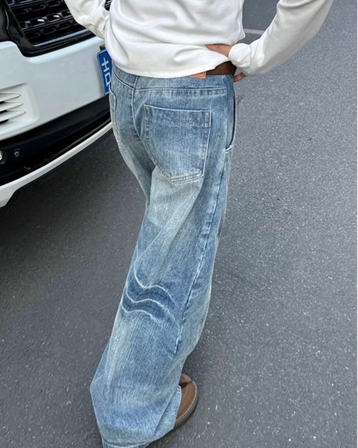 Vintage Wash Baggy Jeans