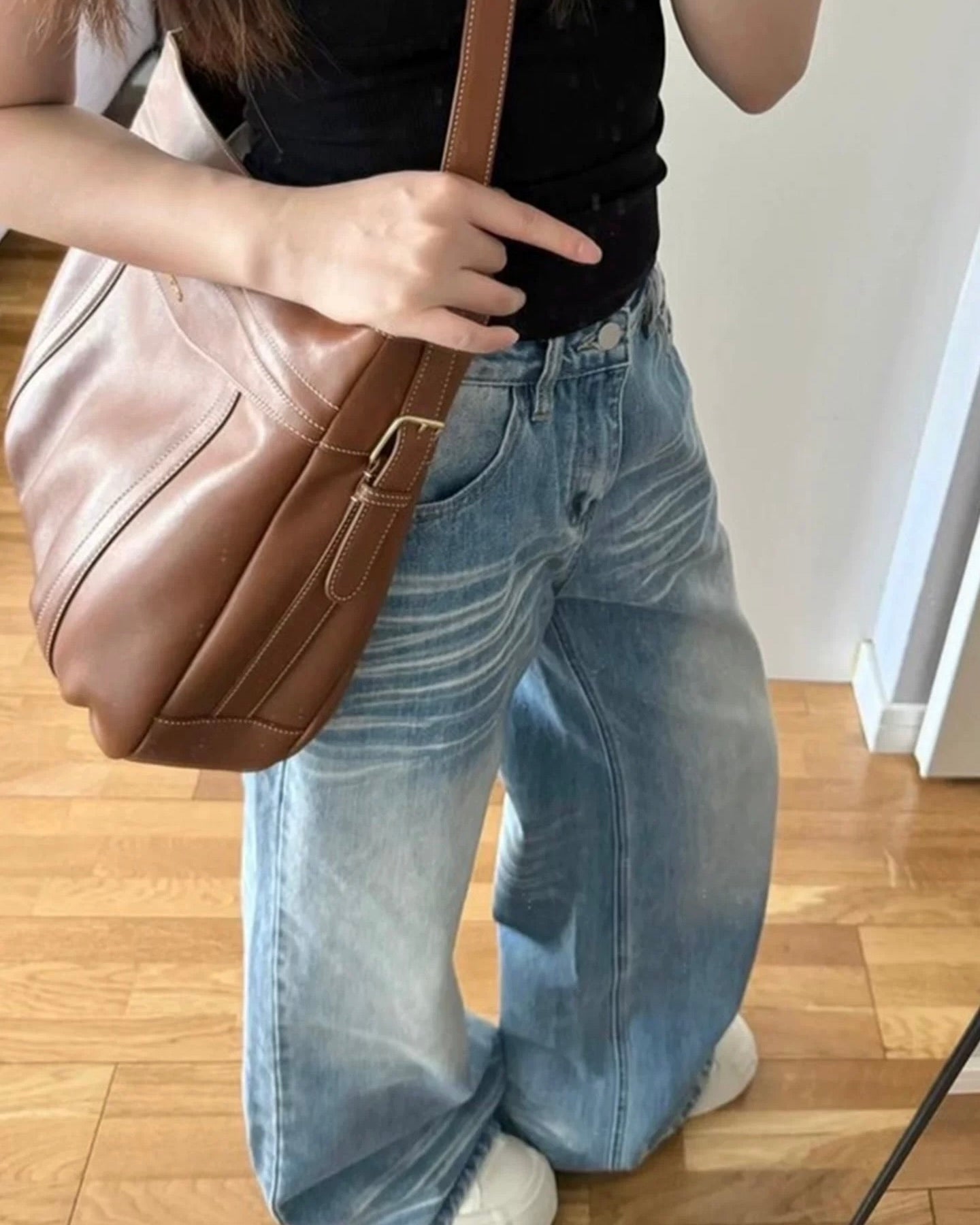 Vintage Wash Baggy Jeans