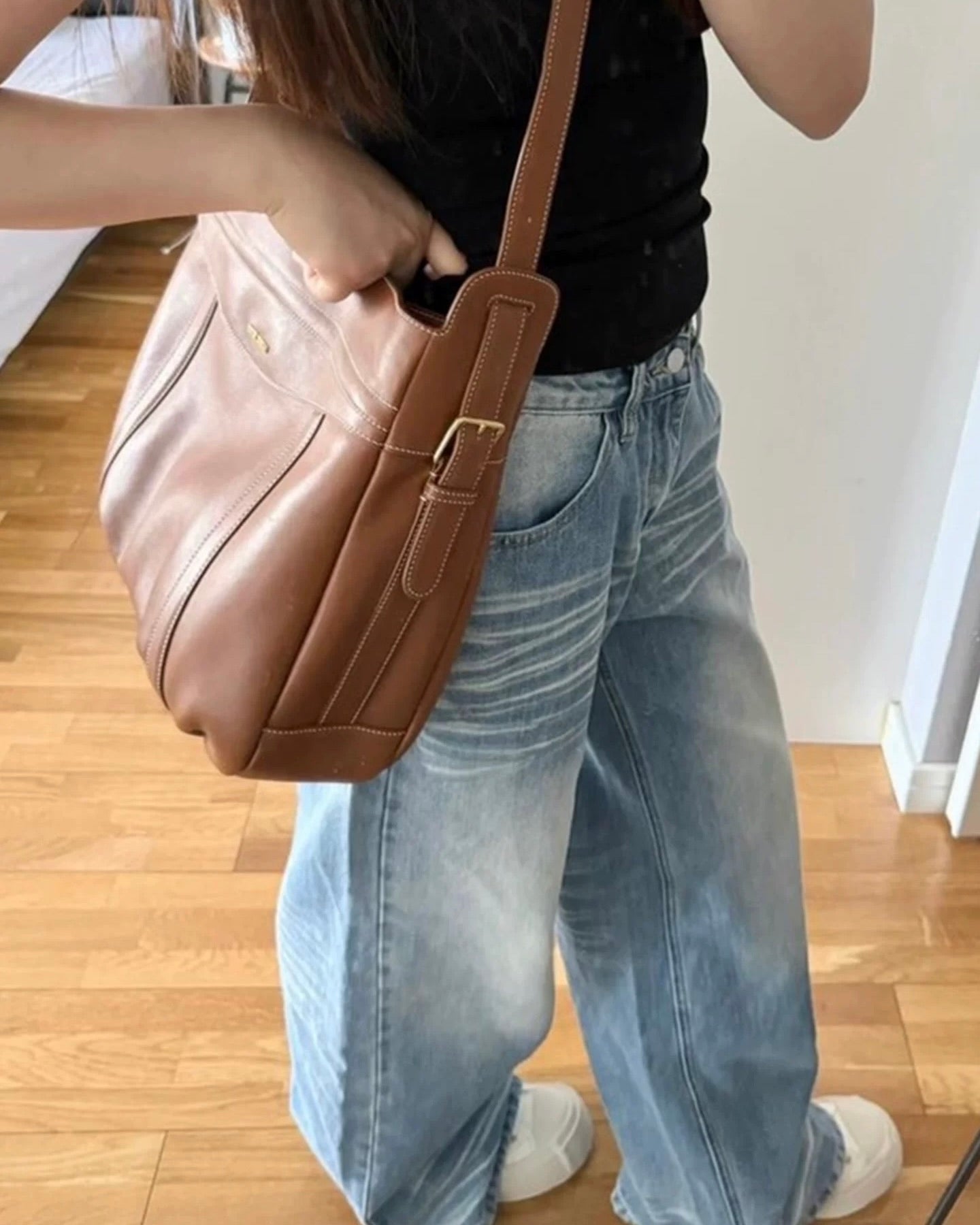 Vintage Wash Baggy Jeans