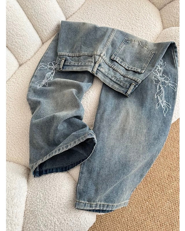 Embroidered Baggy Jeans
