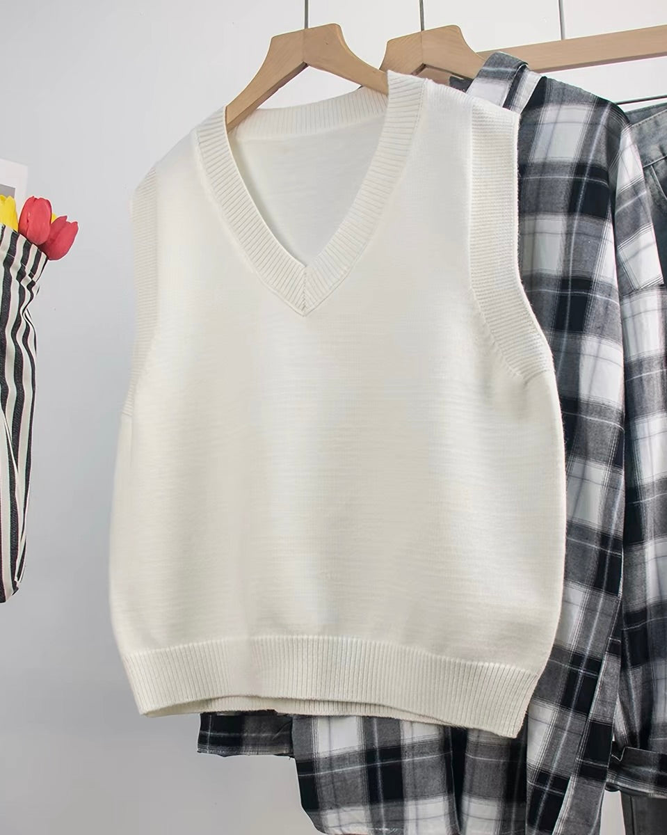 V-Neck Knit Vest