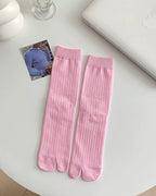 Ribbed Tabi Socks 🩶🩷