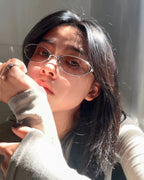 Retro Oval Sunglasses 🕶️✨