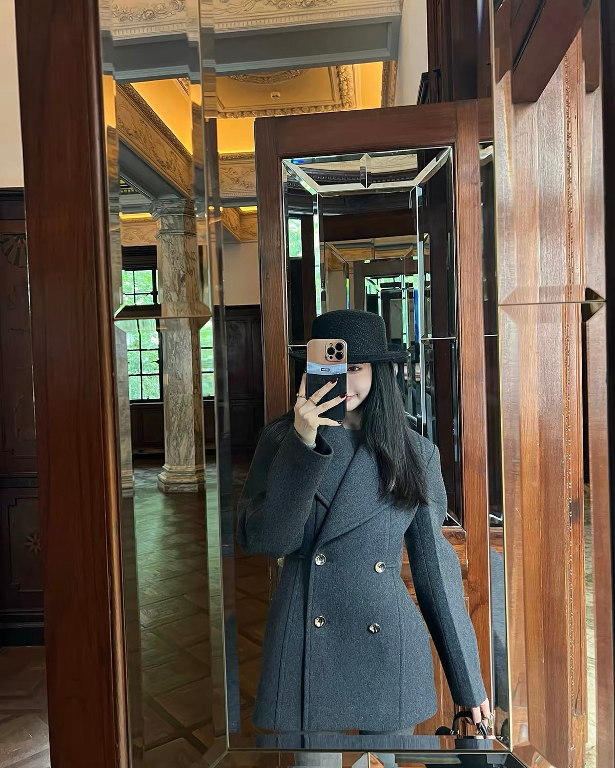 Elegant Double-Breasted Wool Coat