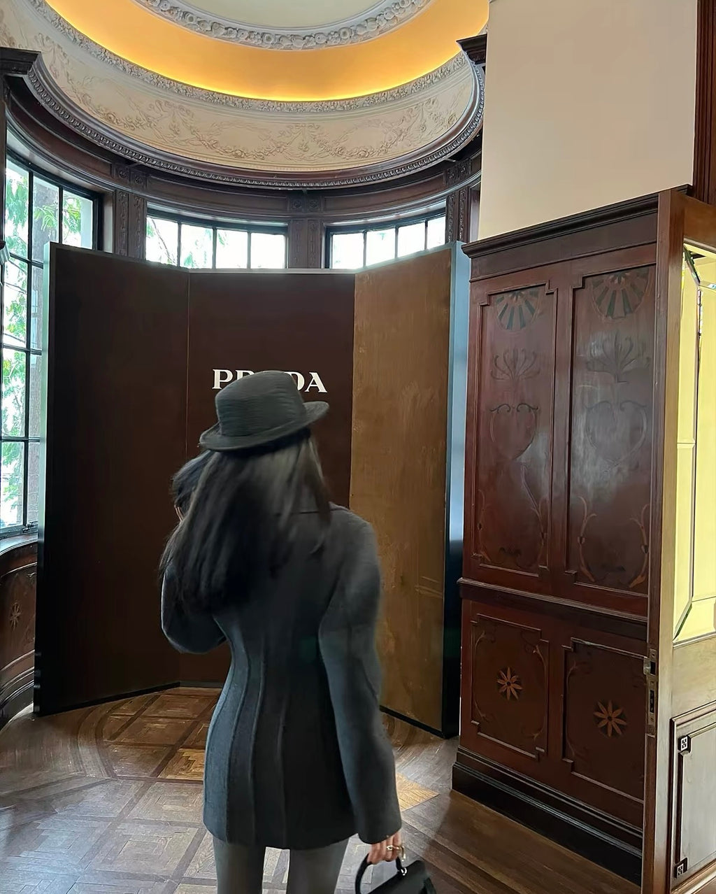 Elegant Double-Breasted Wool Coat
