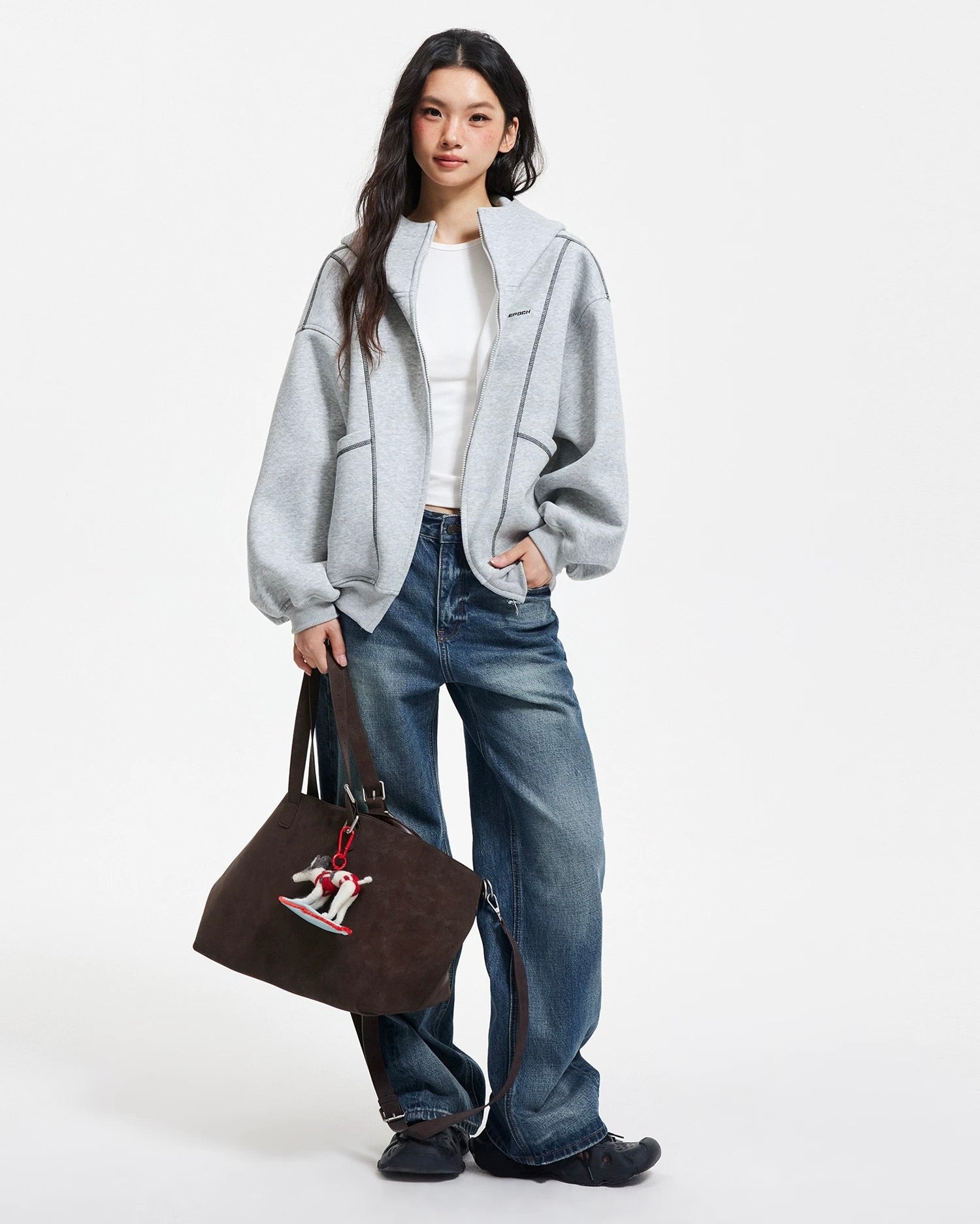 🖤 Oversized zip-up jacket
