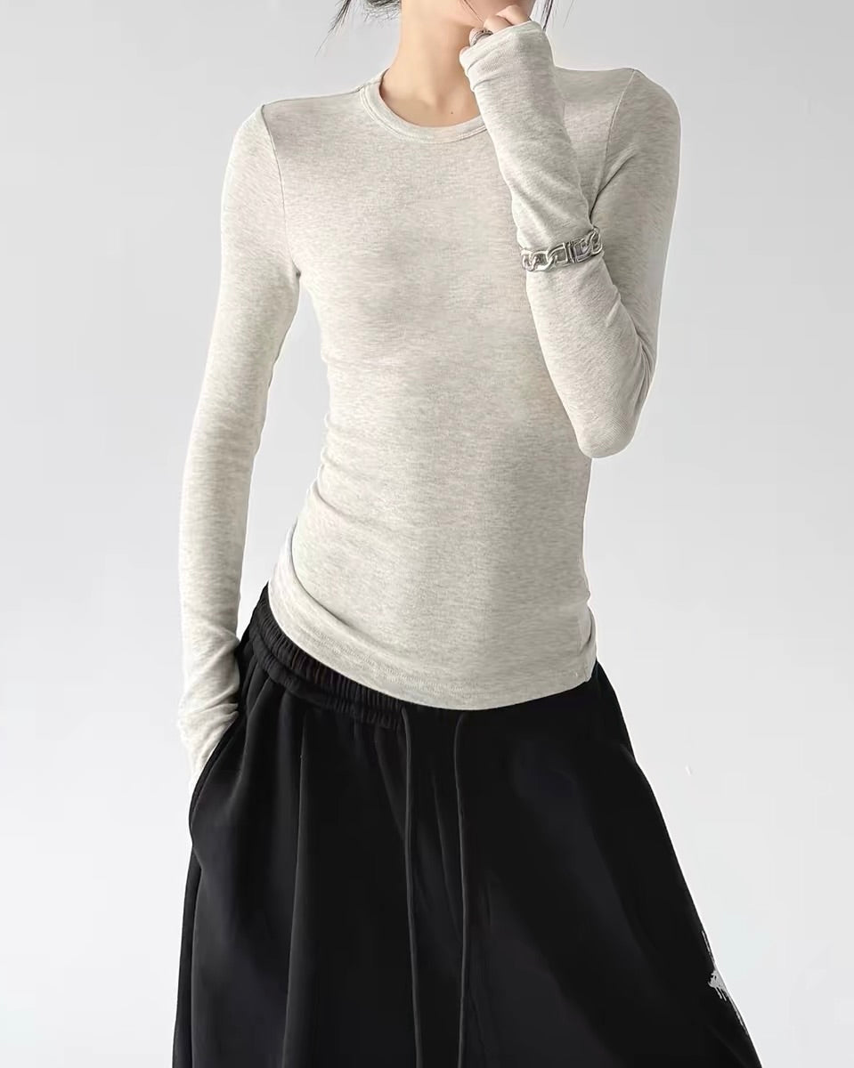 Fitted Long-Sleeve Basic Top