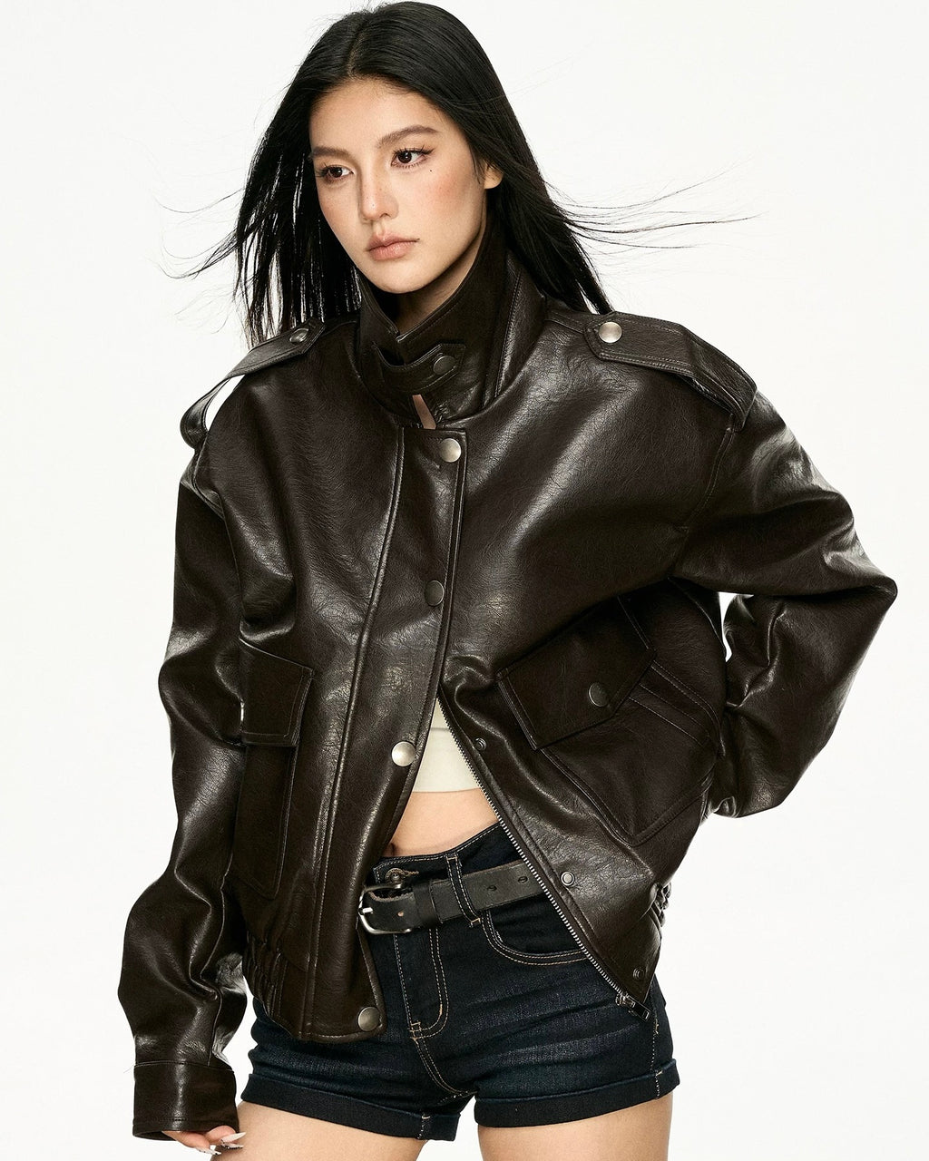 🤎 Vintage aviator leather jacket vibes