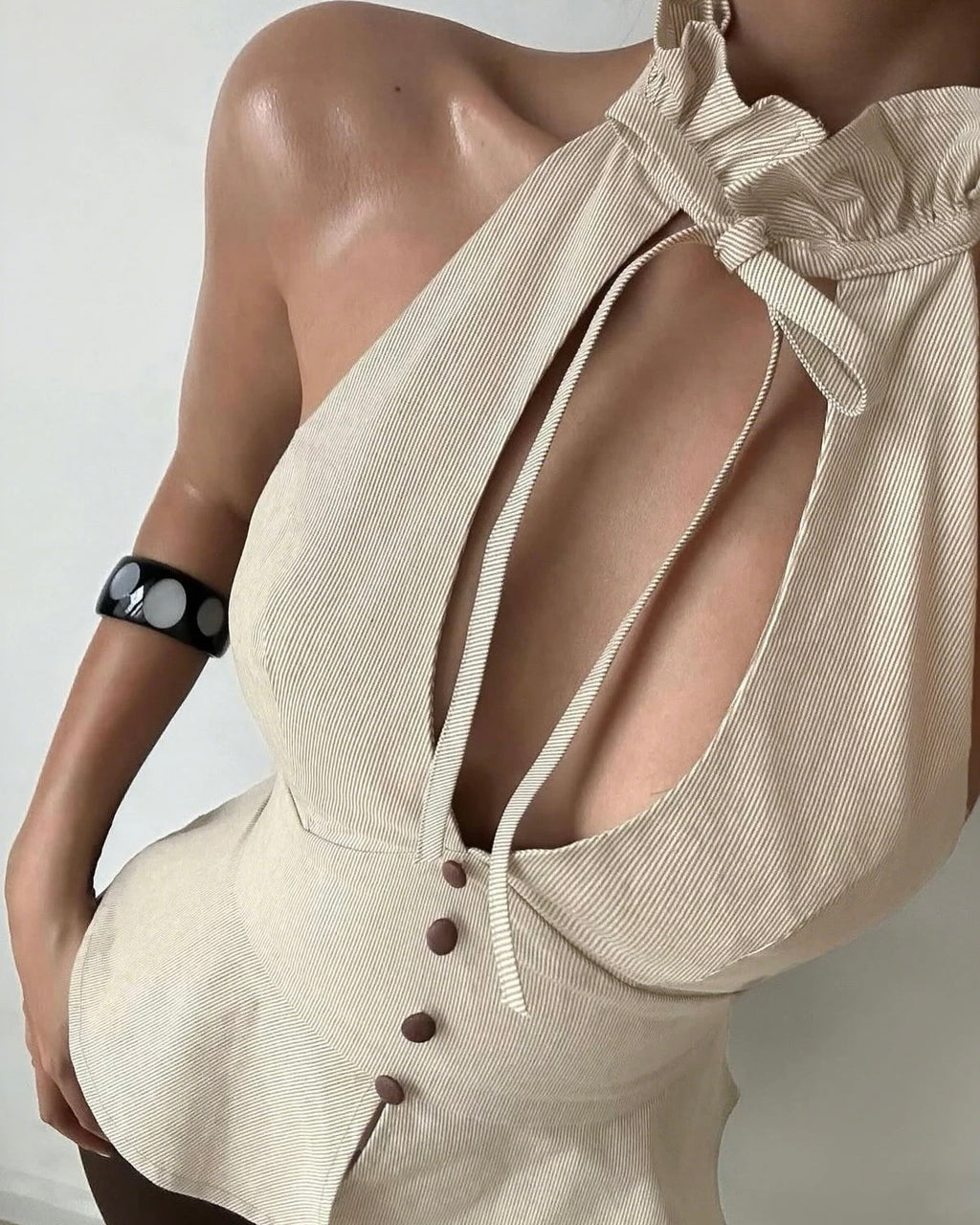 Backless Halter Peplum Top 🤍
