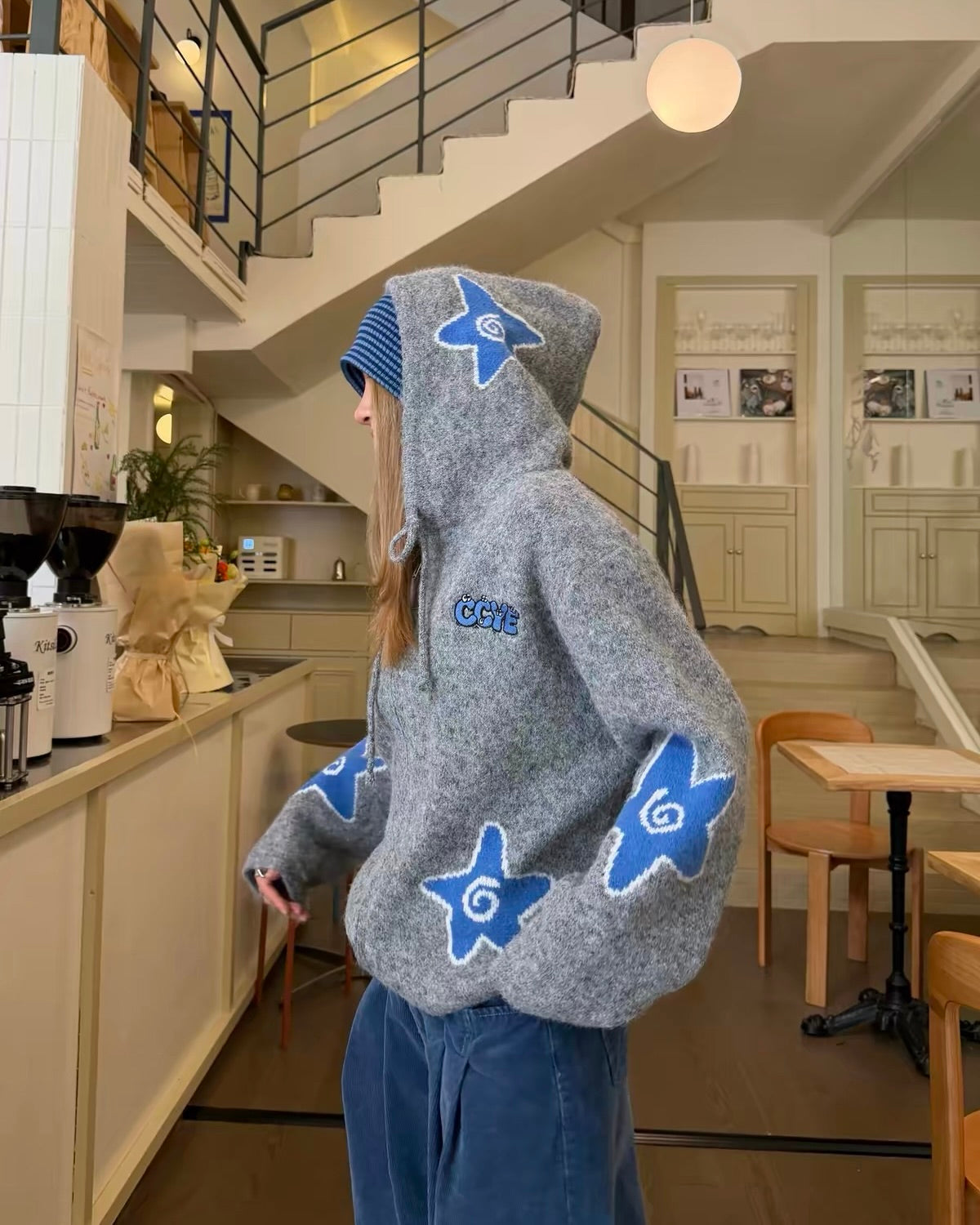 Star Graphic Hooded Knit Jacket