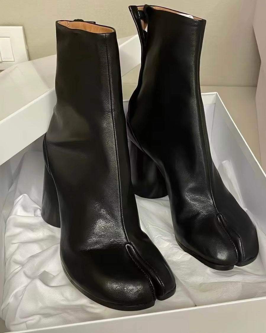 🖤 Tabi Ankle Boots