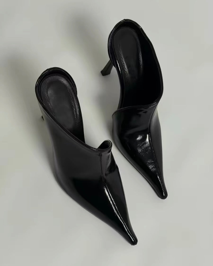 Noir Pointed Mules