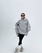 Oversized Hoodie – Minimal Street Style