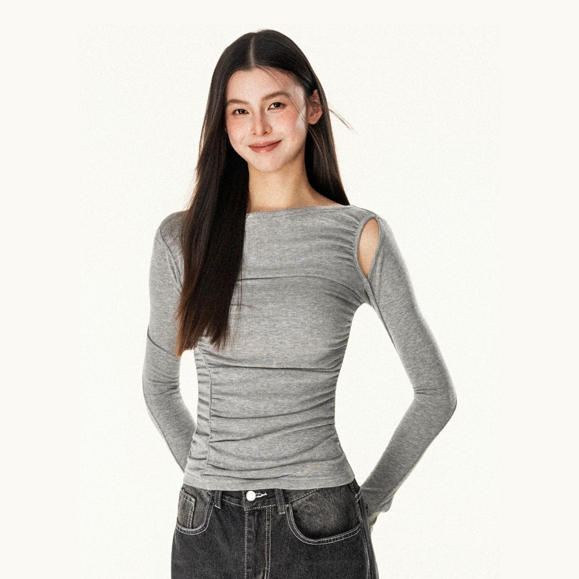 Мөр ил гарсан загвартай бариу урт ханцуйтай цамц