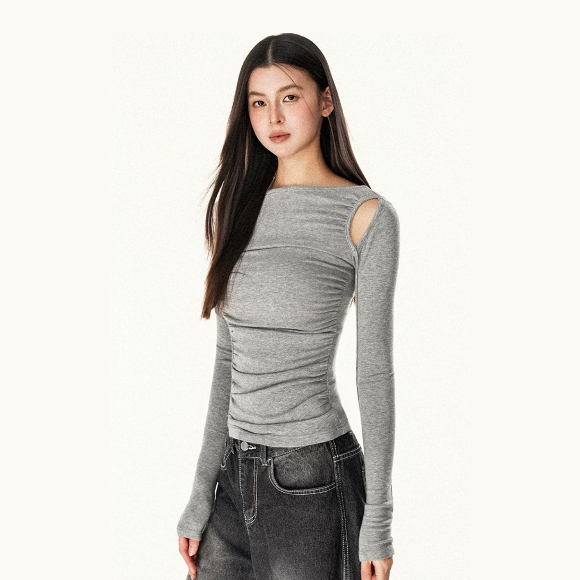 Мөр ил гарсан загвартай бариу урт ханцуйтай цамц