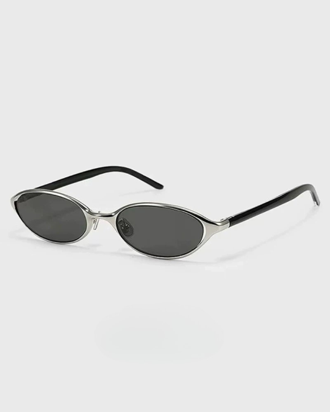 Retro Oval Sunglasses 🕶️✨