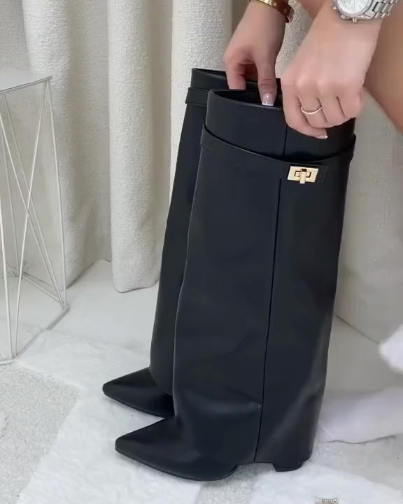 TREND KNEE-HIGH BOOTS